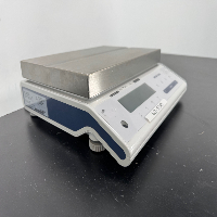 Mettler Toledo NewClassic MF Digital Scale image 0